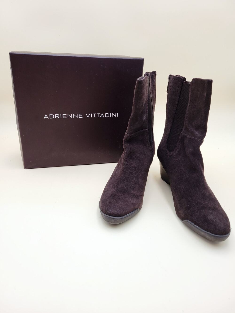 ADRIENNE VITTADINI Womens Brown Cushioned Zip-Up Booties Timber Sz 8